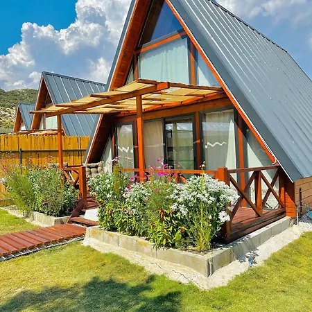 Kalkan'da Dogal Ahsap Ev, 2 Yatak Odasi, 1 Banyo, Wi-fi Vakantiehuis *
